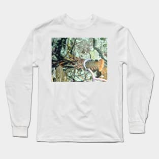 Spotted Lobster at night Long Sleeve T-Shirt